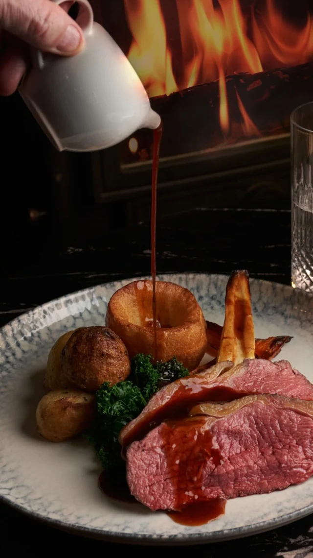 The wait is over… Sunday roasts return this weekend, and our Yorkshire puds are ready to rise to the occasion🍴

Book your table now and we’ll see you Sunday!