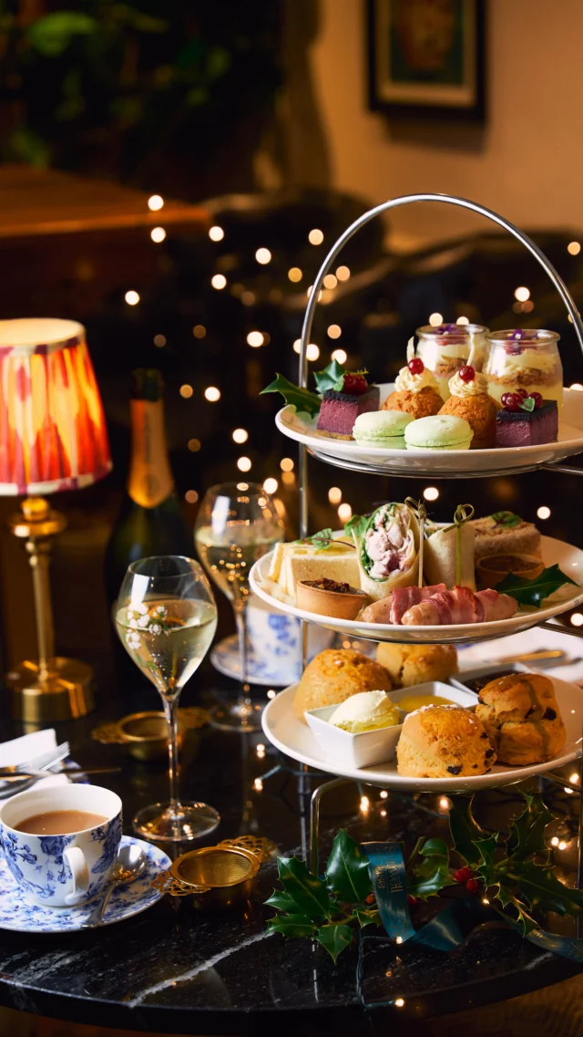 Festive Afternoon Tea returns 1st December 🎄

Get ready for seasonal treats, cosy vibes and all the Christmas indulgence you could wish for.