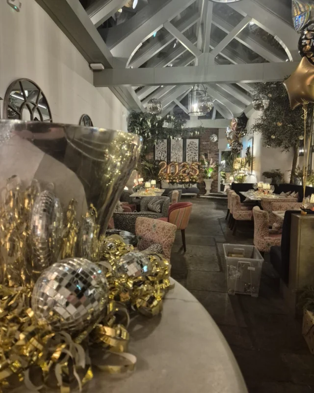 Cheers to the New Year with us 🥂

Join the celebrations in The Orangery, with a charcuterie & cheese board served from 6pm-8pm, plus lively, soulful melodies of our house musicians. 

Tickets are £40pp or £55pp including two glasses of fizz.

Limited tickets available and booking is essential, please call 01590 677123 or email enquiries@stanwellhouse.com to secure your place.