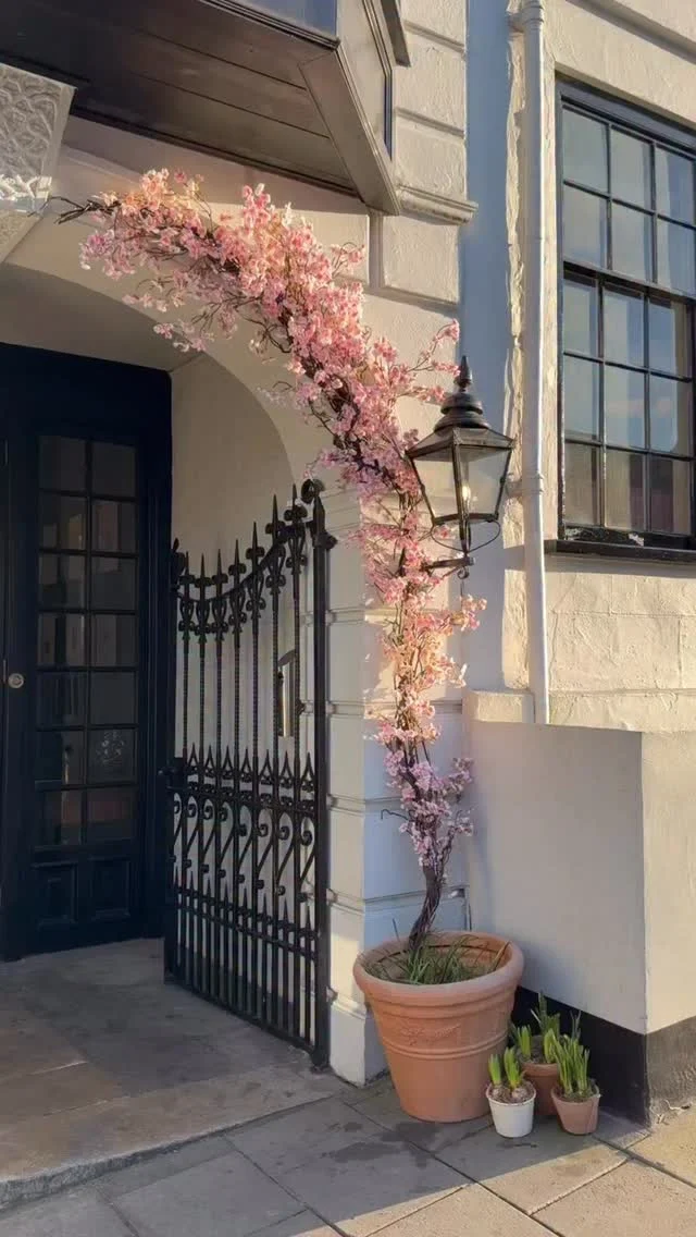 Spring has sprung at Stanwell House