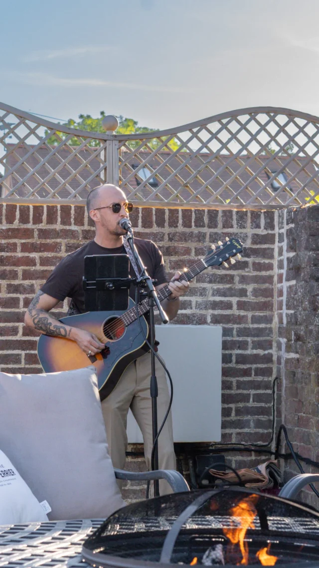 Summer Sounds is returning next weekend 🎶

Enjoy Live Music Fridays from 5th June and Sunday DJ sessions from 7th June, alongside relaxed outdoor dining, seasonal dishes, curated drinks, and a beautiful garden setting.

No tickets, no fuss – just good music, great company, and the best of summer, right here.