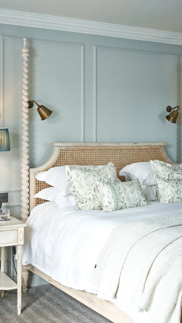 We’re delighted to have been shortlisted for Boutique Hotel of the Year in the Boutique Hotelier Awards 🏆

If you’ve enjoyed a stay with us, dined with us or simply love what we do, we’d be grateful if you could take a moment to vote for us. Vote via the link in our bio.

Thank you for your continued support, from all of us at Stanwell House!