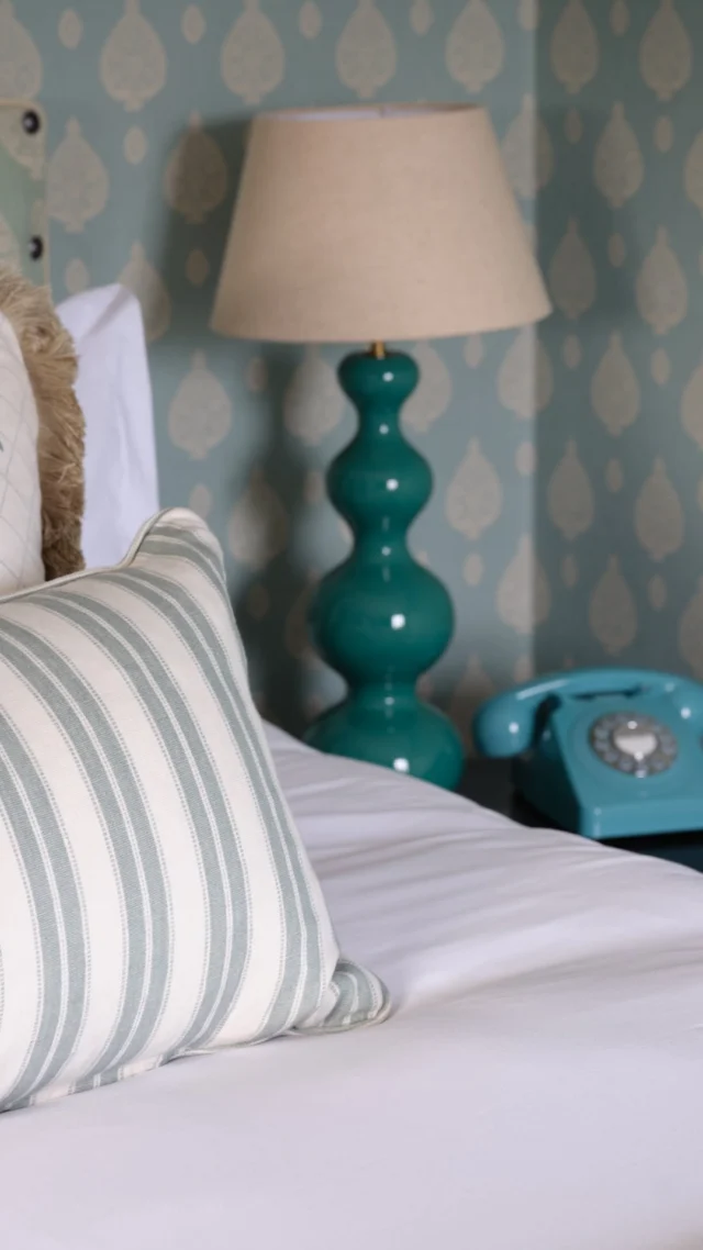 A room to retreat to… 

Tucked away on the top floor, our Loft Rooms are designed for slowing down. Expect calming interiors, thoughtful touches and views across Lymington.