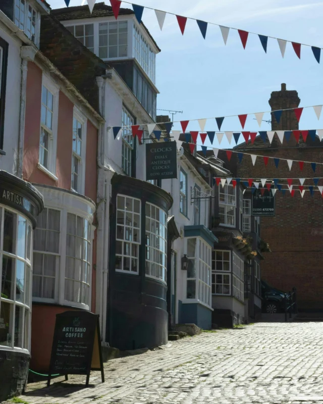 The coast is clear… 

With the summer crowds beginning to quieten, September might just be one of our favourite times to explore Lymington.